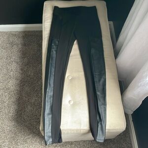 Bar III black leggings